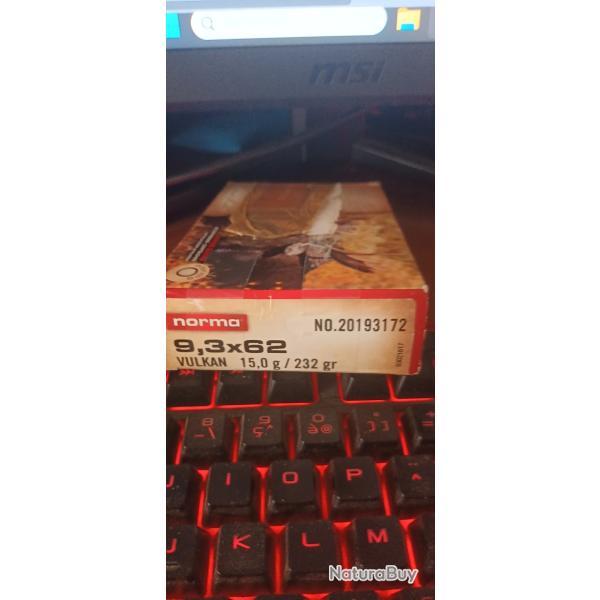 vend une boite de ballle 9.3x62 plus 6 balles en tout 26 balles
