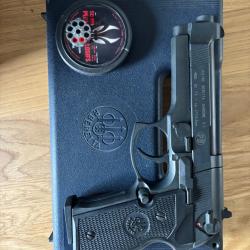 Beretta &agrave; plomb gaz CO2 Vend pistolet de marque beretta &agrave; gaz &agrave; plomb fourni avec sa bo&icirc;te