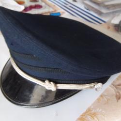 Casquette Canadienne collection militaire &eacute;quipement coiffe