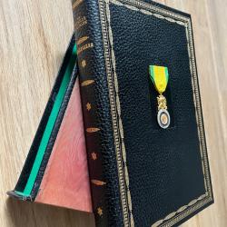 La m&eacute;daille militaire de Michel Massian 1973 ed de luxe num&eacute;ro 487/1.000