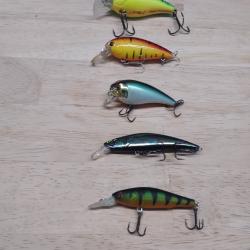 Lot 5 crankbait