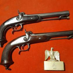 PAIRE DE PISTOLET D'OFFICIER Mod&egrave;le 1833 variante marine