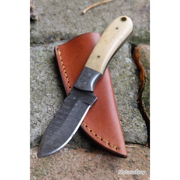 Couteau Skinner de Poche Lame Acier Damas 256 Couches Manche Os/Damas Etui Cuir Fab Artisanale