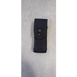 &Eacute;tui Porte Chargeur 9 mm - GK Red lebel - positions vertical