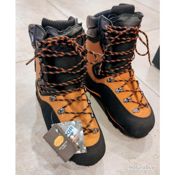 Chaussures foresti�res