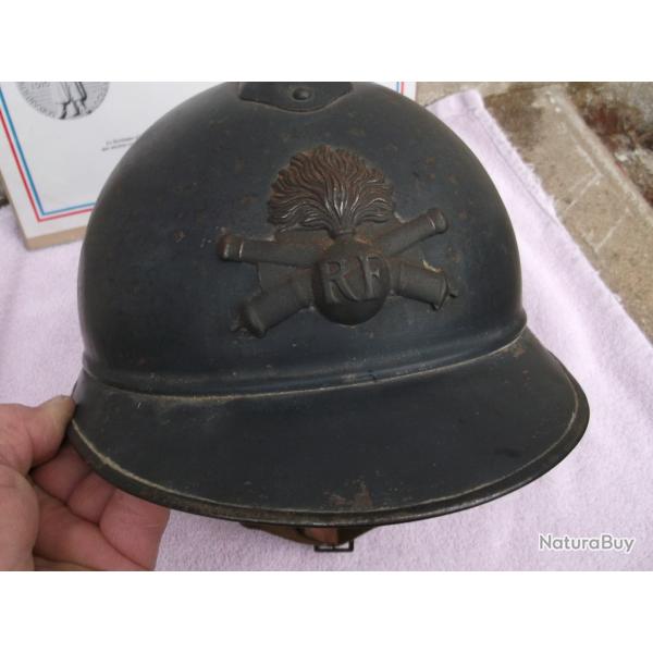 V�ritable casque Adrien de canonnier NOMINATIF DE1914/1918 .