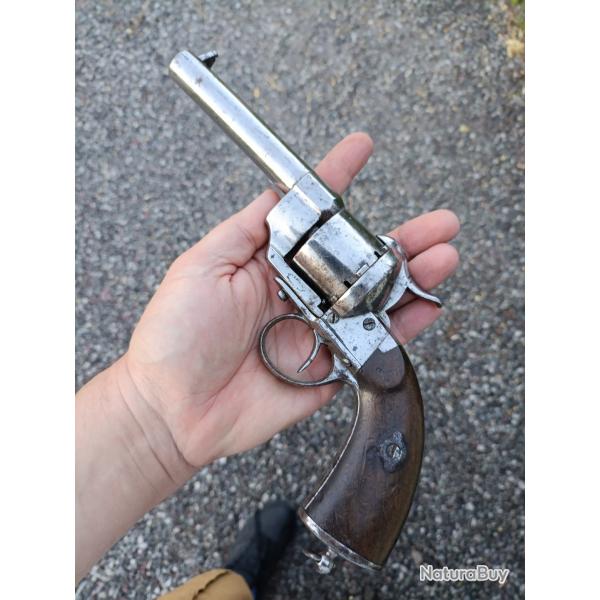 Revolver a broche sign� lefaucheux