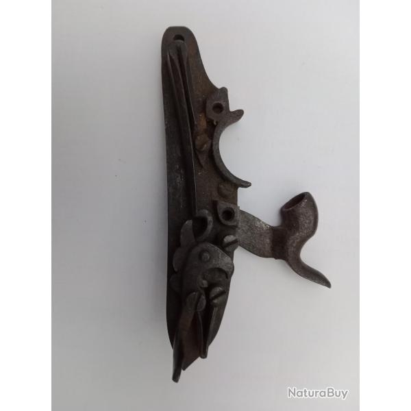 Platine silex transform�e percussion fusil militaire fran�ais 17eme si�cle saint Etienne