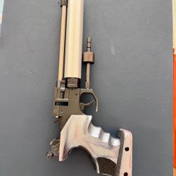 R&ouml;hm Twinmaster Comp&eacute;tition - Pistolet &agrave; air comprim&eacute; de comp&eacute;tition - Droitier.