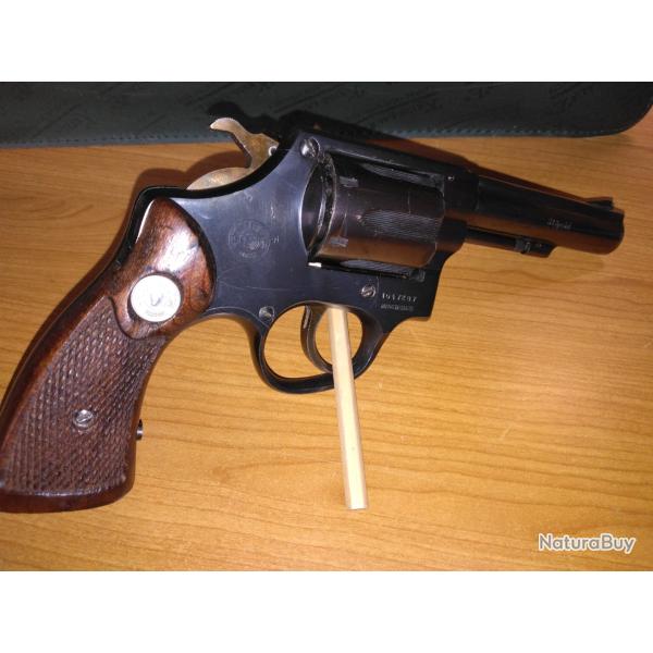 38 Sp�cial - Taurus mod�le 82