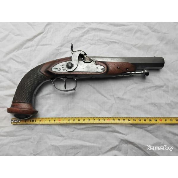 Pistolet � piston type duel