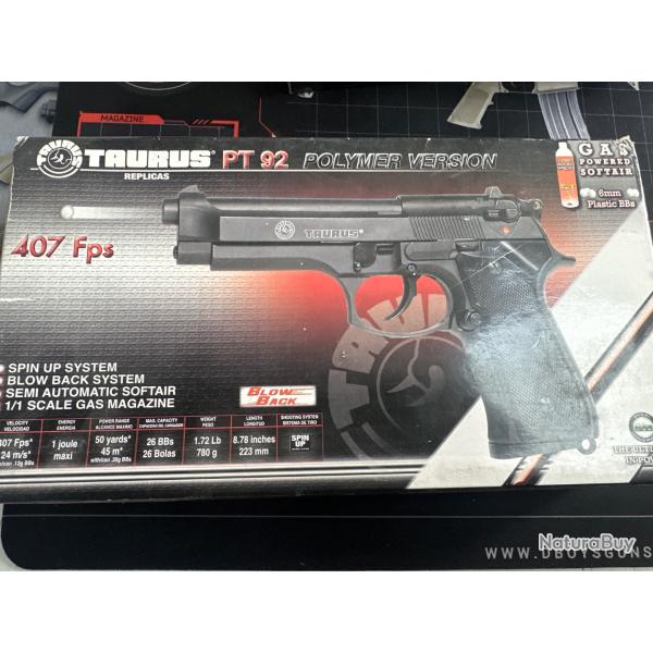 Pistolet airsoft pt92 culasse mobile