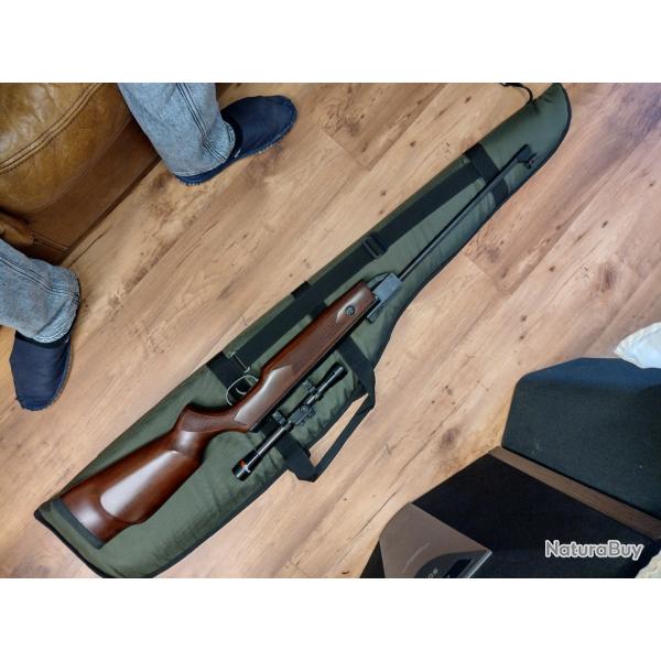 Carabine � plomb air comprim� 4,5 mm avec �tui et lunette de tir