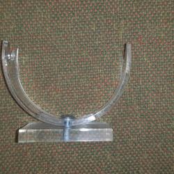 Support en U pou armes de poing en plexiglas de qualit&eacute; &eacute;pais et translucide