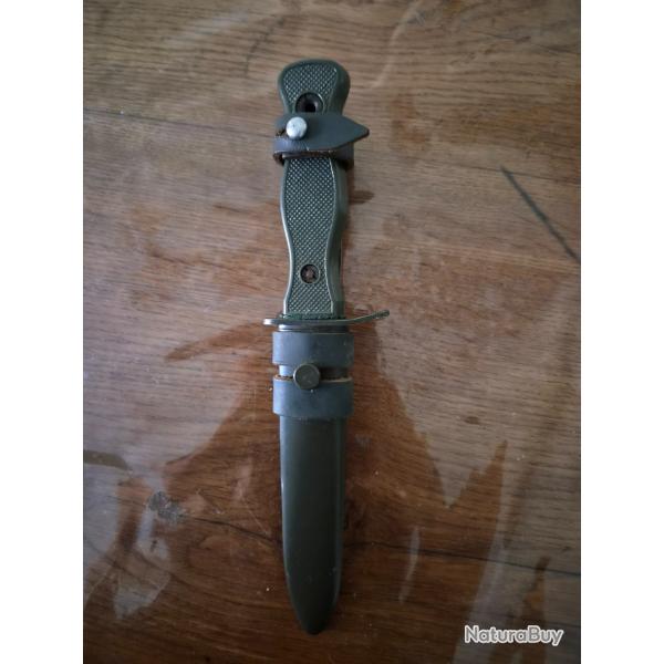 Couteaux de combat Rostfrei