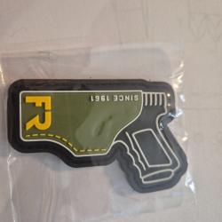 ECUSSON  EN PVC  DE LA MARQUE DE HOLSTER "FR"