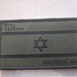 ECUSSON  EN TISSUS  DE LA MARQUE  "TDI ARMS ISRAEL"
