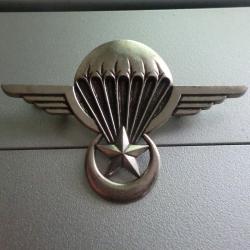 insigne b&eacute;ret brevet de parachutiste mauritanie / arthus bertrand paris