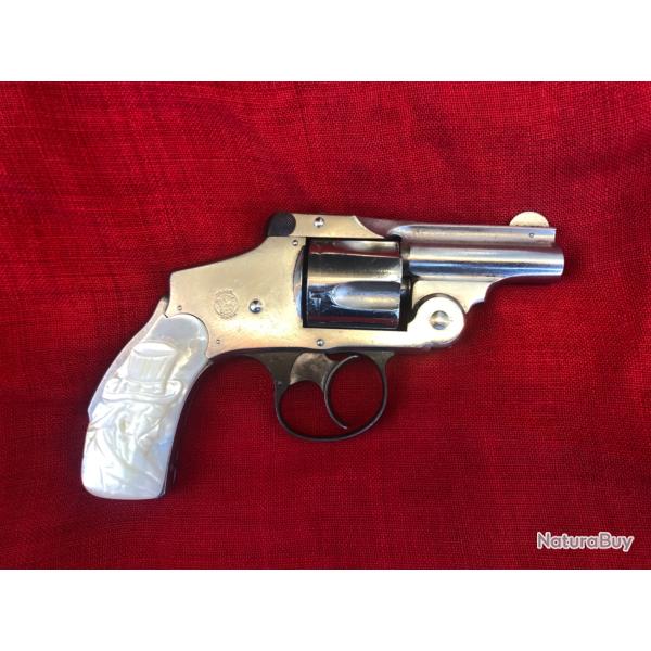 SMITH ET WESSON SNUBNOSE SAFETY HAMMERLESS FOUR MODEL CAL 38SW