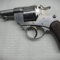 REVOLVER REGLEMENTAIRE MODELE 1873 DE MARINE PREMIER TYPE EN CAL 12MM TRES BON ETAT