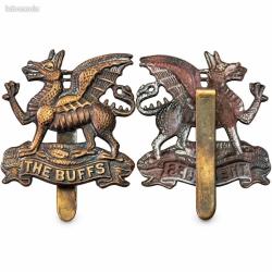 Insigne- coiffure-britannique-The Buffs r&eacute;giment du Kent oriental