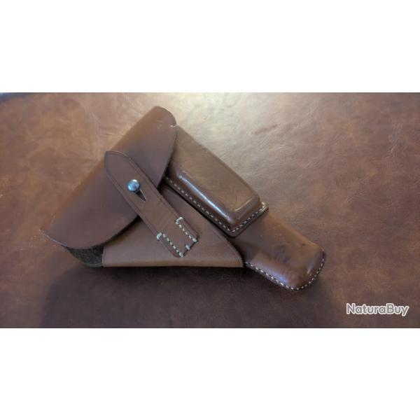 Holster style germanique pour Walther PP, ou 7,65 �quivalent