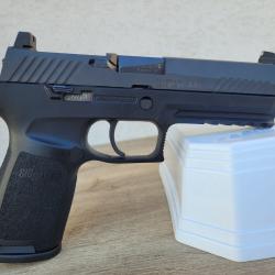SIG SAUER P320 Full size ( 1 euros sans prix de r&eacute;serve )