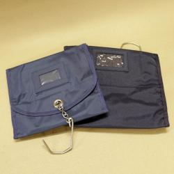 Trousse de toilette bleue Petit mod&egrave;le