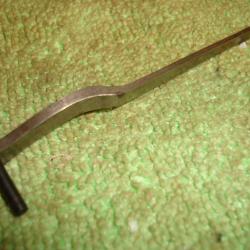RESSORT DU LEVIER DE MANEUVRE +VIS DU FUSIL LEBEL 86/91