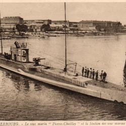 Carte postale ancienne Cherbourg sous-marin Pierre-Chailley -N&deg;8890