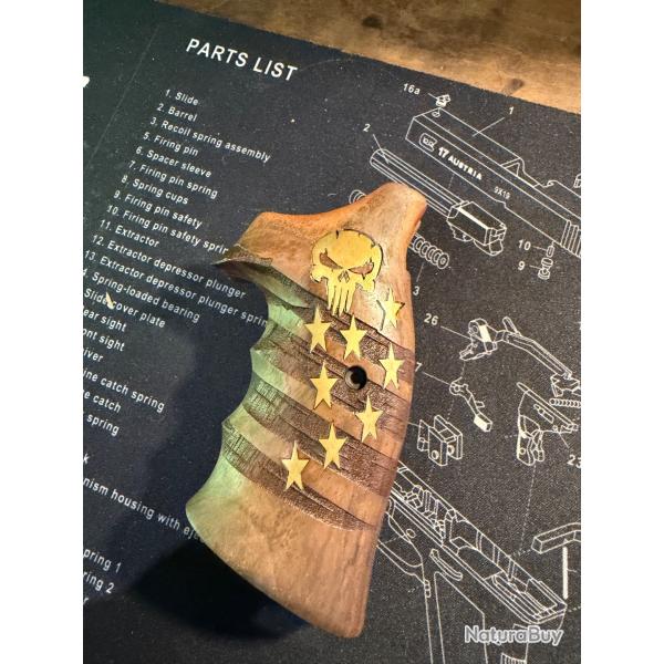 Crosse Smith & Wesson