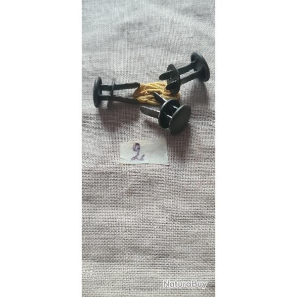 3 Rivets et 3 contre rivets  pour casque WW2  ( A10 )