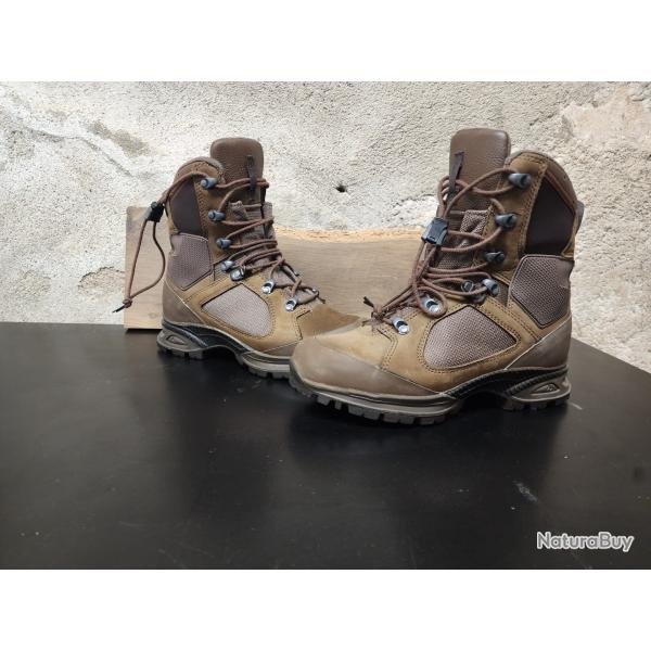 Chaussures tactiques Gore-tex HAIX taille 40