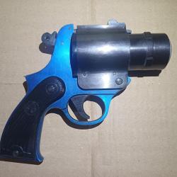 Pistolet lance fus&eacute;es M.A.B 62 LXT 40 mm