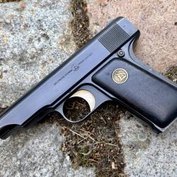 pistolet ORTGIES WW2 r&eacute;publique de Weimar calibre 7,65 browning 32 ACP ressemble au Walther PP