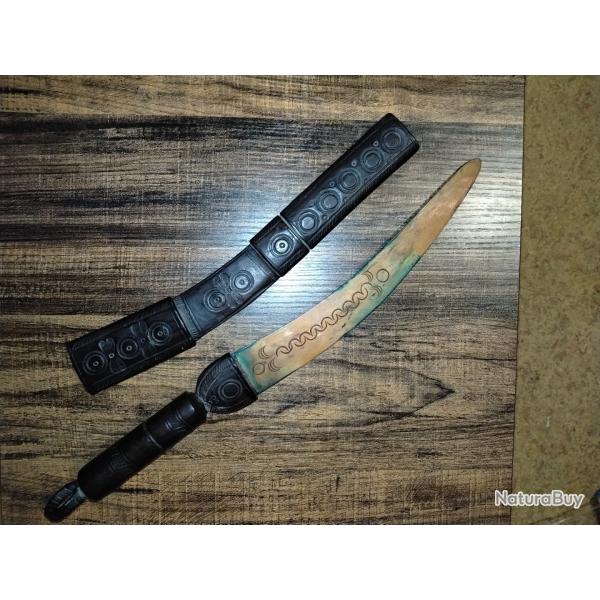 Ancien Poignard d'Apparat Africain Mandingue - Bois d'�b�ne et Laiton Grav� - 43cm