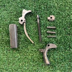 Colt MK IV Series 80 - Lot de pi&egrave;ces du m&eacute;canisme de percussion - Occasion