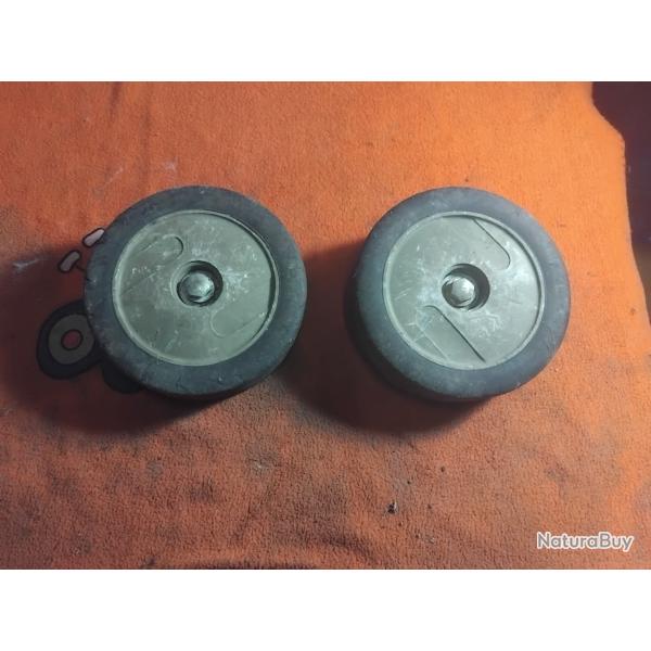 Roue compl�te pour tondeuse divers p�se 1,230kg