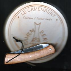 LE CAMEMBERT OLIVIER  GRATUIT grav&eacute; Initiales couteau