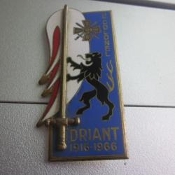 insigne 152&deg; promotion de l'&eacute;cole sp&eacute;ciale militaire de saint-cyr  lieutenant colonel driant