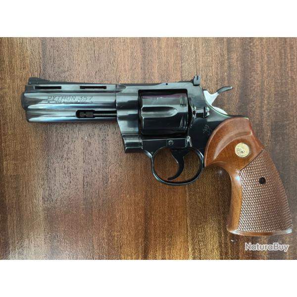 Colt PHYTON, 4 pouces, 357 Mg - 38 Sp en parfait �tat