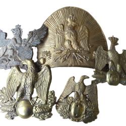 Plaques de coiffures militaires