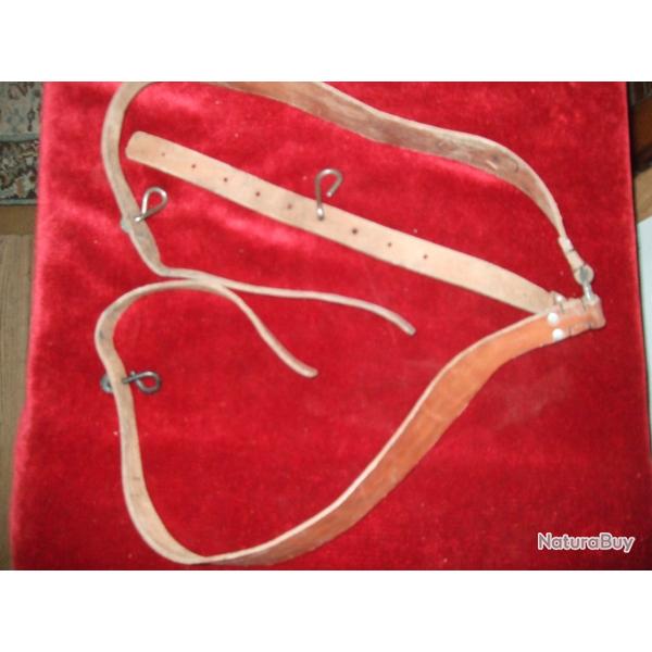 Br�lage en Y en cuir " fauve " Fran�ais . ( collection )