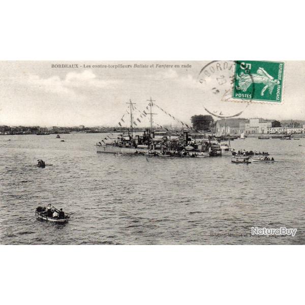 Carte postale ancienne Bordeaux contre-torpilleurs Baliste et Fanfare -N�8901