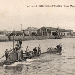 Carte postale ancienne La Rochelle-Pallice Sous-Marin Le Lutin -N&deg;8910