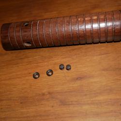 Longuesse bois pour WINCHESTER 1897 (avec 2 des 3 vis)
