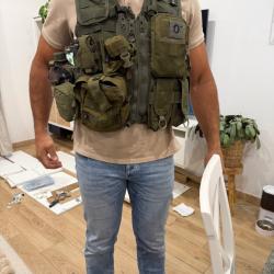 Gilet de combat authentique Arm&eacute;e de Terre / TTA vert olive complet avec poches & gourde