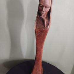sculpture anthropomorphe vintage en bois exotique massif  ( 1950-1970)