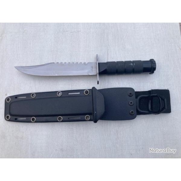 Couteau de survie