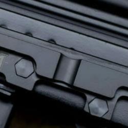 Kit de rail lat&eacute;ral AK 47 - sans modification bo&icirc;tier de culasse.